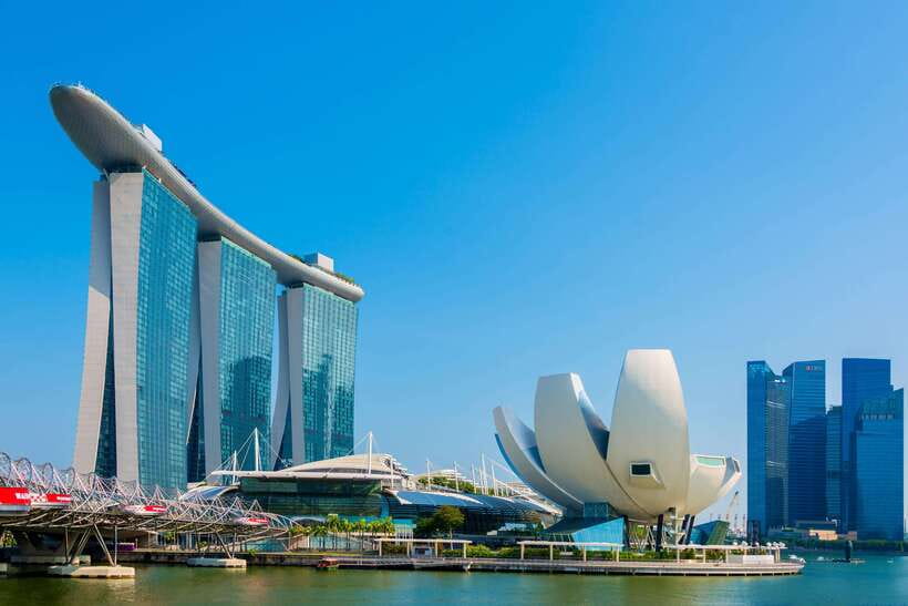 Singapore: Professional Photoshoot at Merlion Park - Guidance from the photographer matters