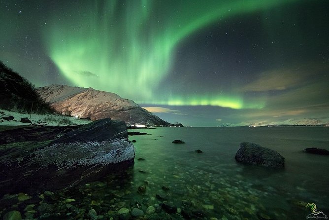 Small-Group Northern Lights Tour from Tromso with Photos - The photography setup and what you actually receive