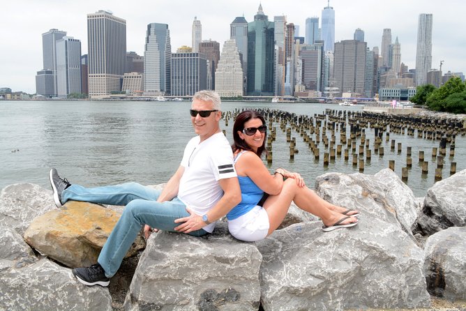 Soho and Brooklyn Private Photoshoot and Walking Tour - Crossing the Brooklyn Bridge on foot