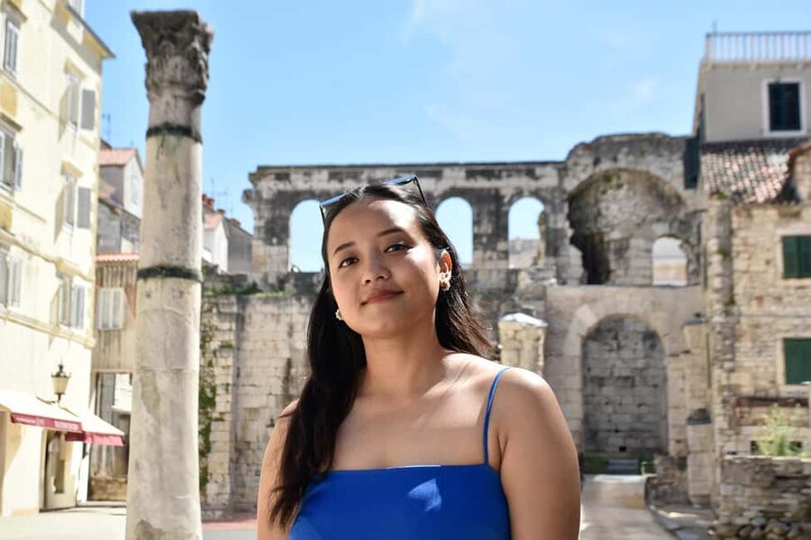 Split: Photographer for your holidays! - Ending at the Split letters