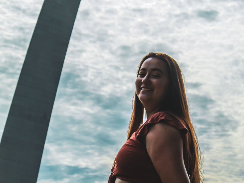 St. Louis: Gateway Arch and Old Court House Photoshoot - Booking details that matter