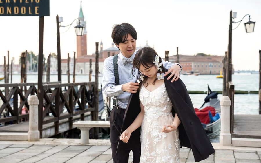 Stylish Photoshoots in Venice - Who should book this Venice photoshoot?
