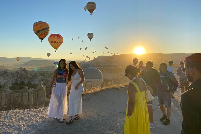 Sunrise Balloon Watching Tour with Photographer in Goreme - Why watch the balloons from the ground?