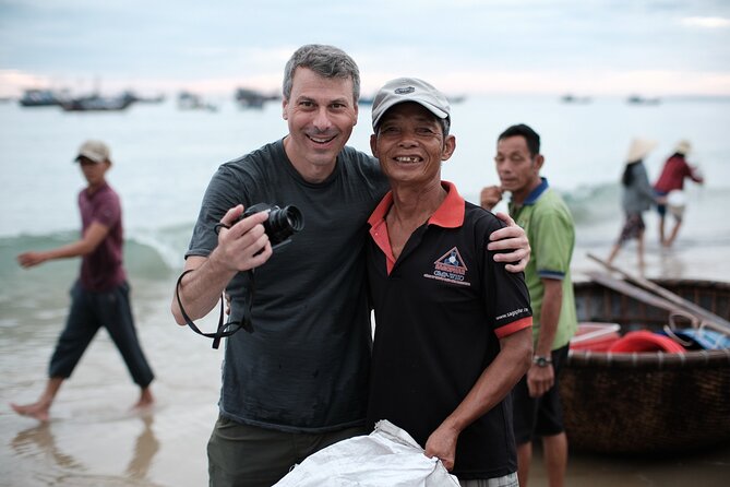 Sunrise Photography Tour in Vietnam Fishing Village - Arriving as the fishing boats return