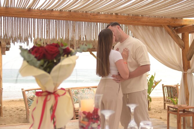 Surprise Engagement Photoshoot in Hersonissos - Why the private format matters
