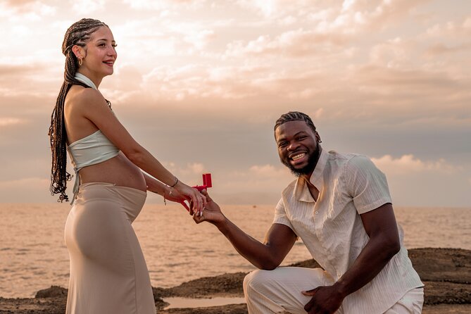 Surprise Engagement Photoshoot in Hersonissos - Keeping the proposal a real surprise