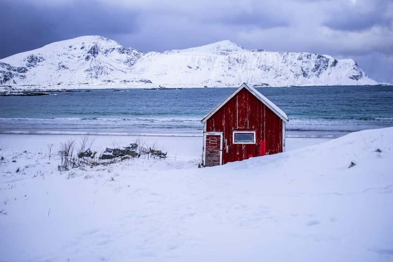 Svolvaer: Lofoten Gems Photo Tour - Reine, Hamnøy & Å - Skagsanden Beach: an Arctic beach with a tropical look