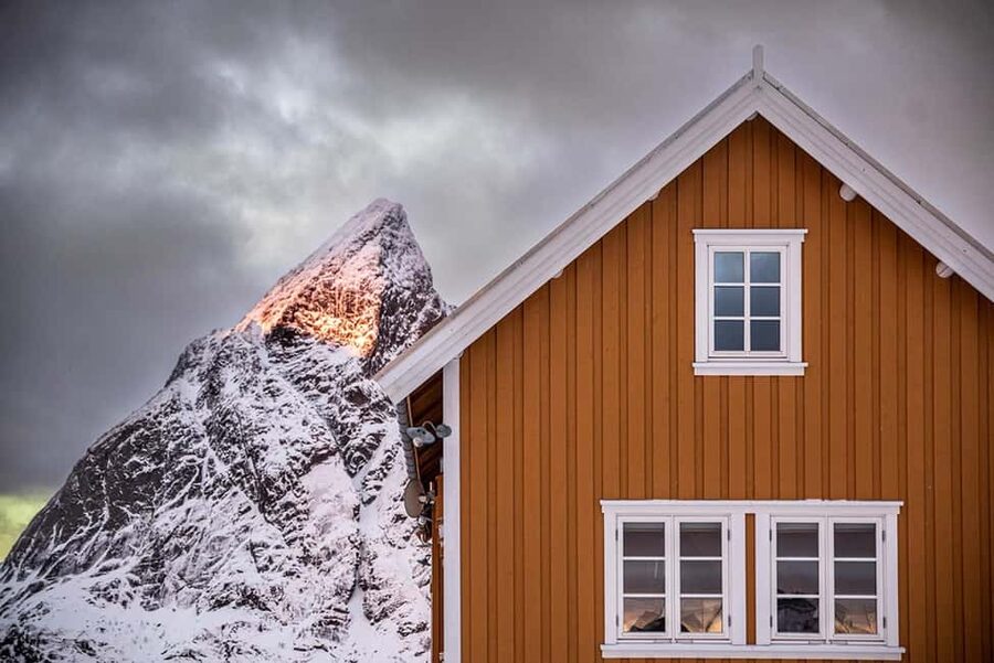 Svolvær: Reine, Hamnøy, Sakrisøy: Photographer’s Dream Tour - Reine, with time to look beyond the postcard