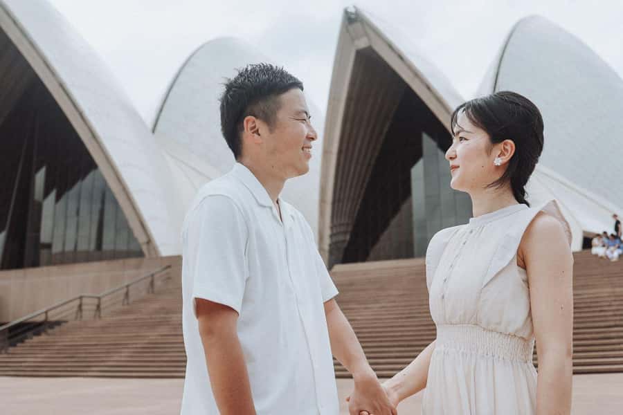 Sydney: Private Photoshoot outside the Opera House - Why a Sydney Opera House photoshoot works