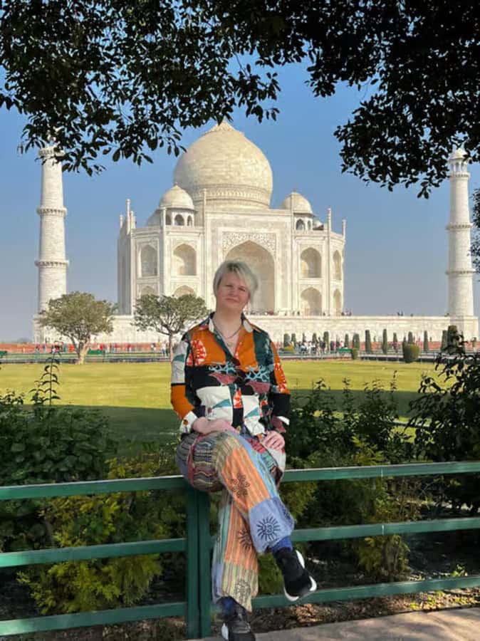 Taj Mahal Professional Photography or Guide Sunrise Tour - A Sunrise Start at Agra’s Taj Mahal