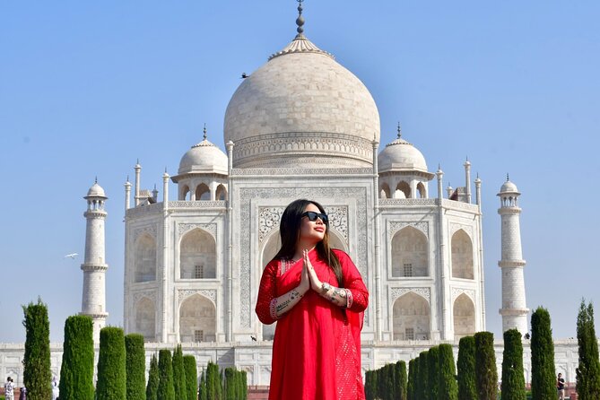 Taj Mahal Tour With Professional Photographer With Rental Saree - What this Agra photo tour is really about
