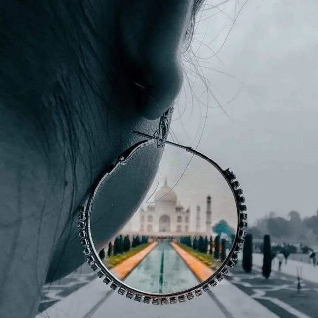 Taj Mahal with Professional Photoshoot - What the guide adds after the camera work