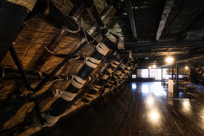 Takayama and Shirakawago/Photoshoot by professional photographer - Wada House and traditional architecture