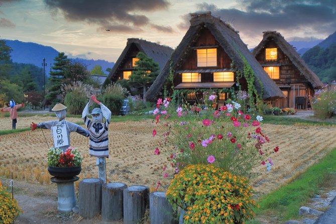 Takayama and Shirakawago/Photoshoot by professional photographer - Thirty edited photos after the day