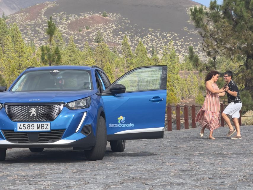 TENERIFE MEMORIES: PROFESSIONAL PHOTO SHOOT - Playa El Duque: golden light beside volcanic rock