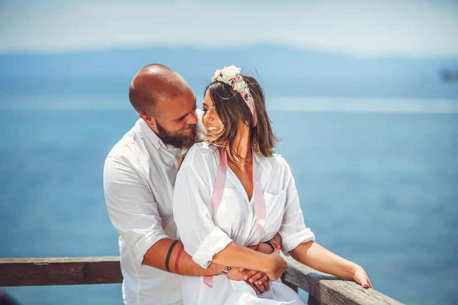 Tenerife: Private Holiday Photoshoot - How the photographer handles couples, families, and children