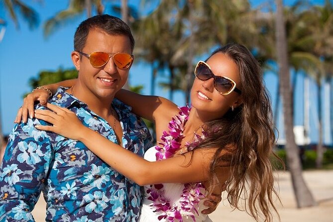 The Big Island Professional Photographer Couples and Families - My Take: Book It for Focused, Personal Photos