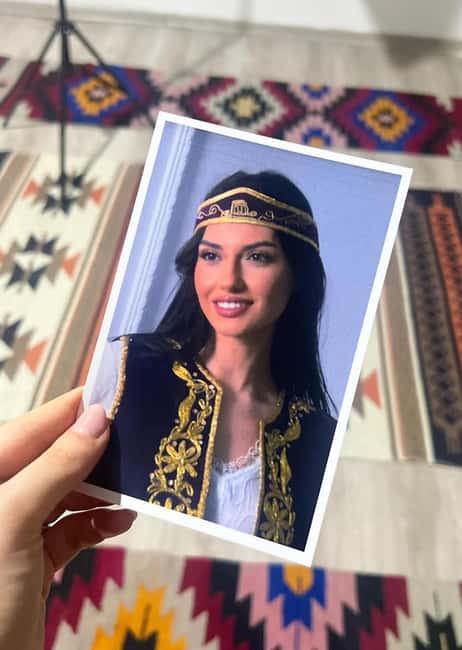 Tirana: Traditional Photoshoot in Albanian Costumes - How the one-hour studio itinerary works