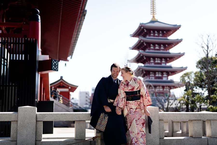 Tokyo Asakusa: Miu Kimono Rental and Optional Photoshoot - Choosing between a kimono and a yukata