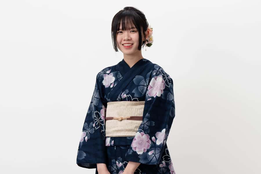 Tokyo Asakusa: Miu Kimono Rental and Optional Photoshoot - Why families may find this easy to enjoy