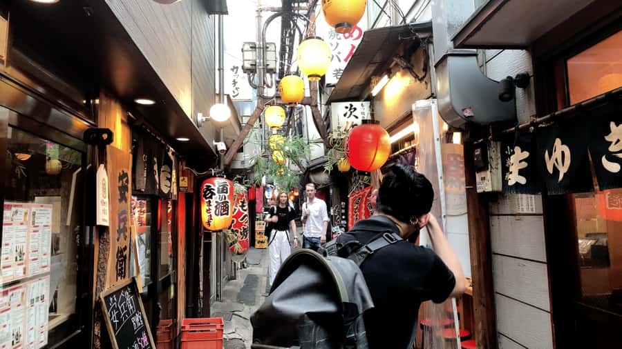 Tokyo: Evening Photography Tour - Booking details that affect the value