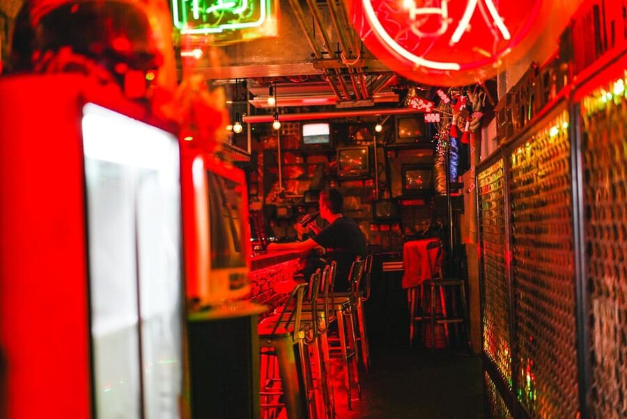 Tokyo: Evening Photography Tour - Private, small-group, and solo suitability