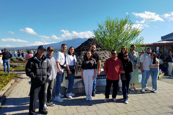 Tokyo: Instagram-Worthy Mt Fuji & Lake Kawaguchiko Day Trip - Lawson Kawaguchiko Station and the oddest photo stop