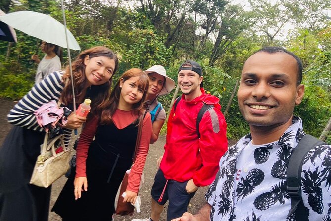 Tokyo: Instagram-Worthy Mt Fuji & Lake Kawaguchiko Day Trip - What the guide adds, and where the tour falls short