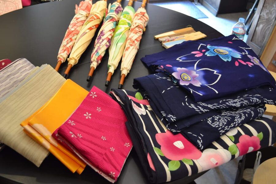 Tokyo: Kimono Dressing, Walking, and Photography Session - Getting dressed near Sendagi Station