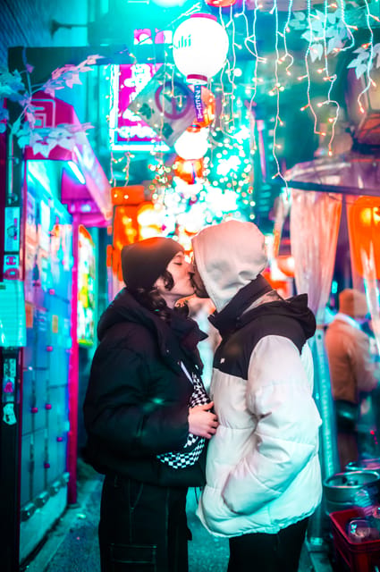 Tokyo Private photo tour with Nightstreet Neon photographer - Key points at a glance