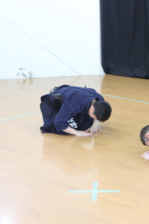 Tokyo: Samurai Experience | Kendo Lesson & Free Photos - Wearing full protection for a short match