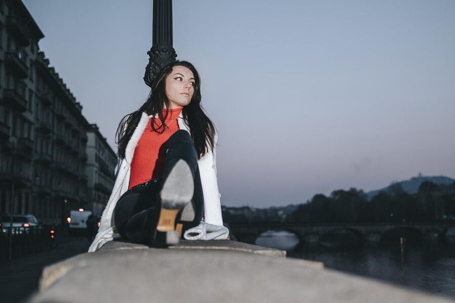Torino: private photoshoot with professional photographer - Arcades, galleries, cafés, and riverside settings