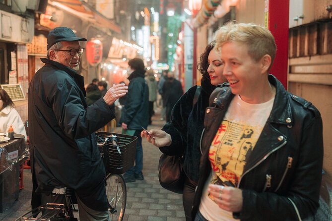 Tour with Pro Tokyo Photographer and take Edgy Unique Portraits - Meeting Deniz at Shinjuku Station