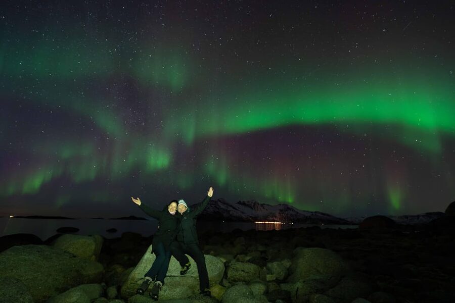 Tromsø: Aurora Tour with Photos, Campfire and Arctic Food - Why this Aurora tour feels different from a standard chase