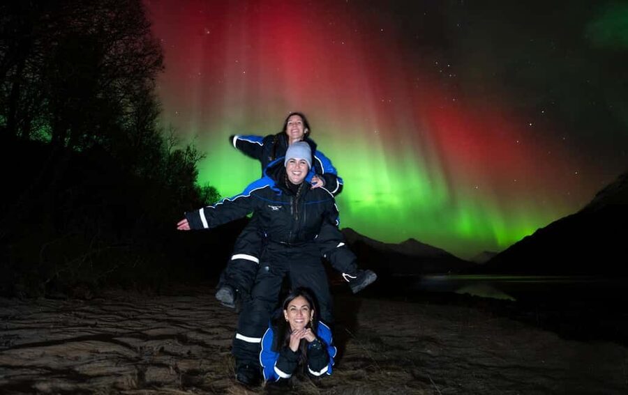 Tromsø: Northern Lights Chase + Free Professional Photos - Why the moving chase matters in Tromsø