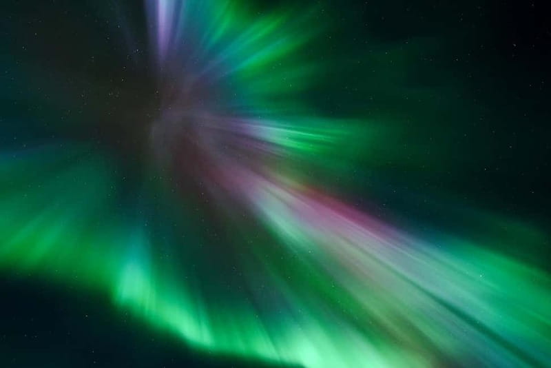 Tromsø: Northern Lights Chase with Local Guide & Free Photos - Who should choose this experience?