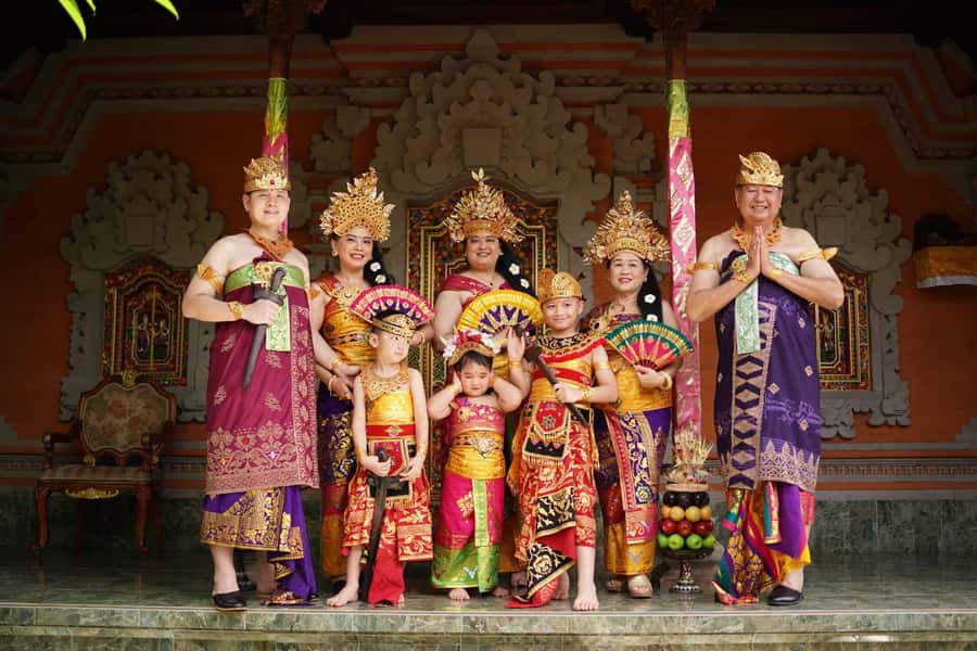 Ubud: Balinese Costume Photoshoot with Make Up - Key points at a glance