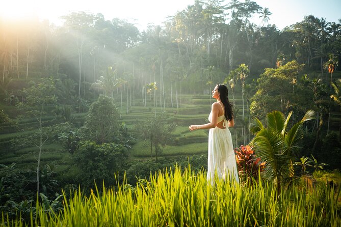 UBUD Instagram Spot Tour with Photographer - Coffee, tea, and the Kumulilir stop