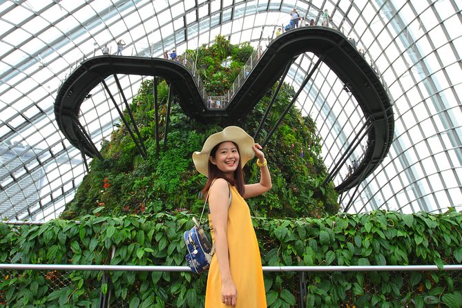 Vacation Photographer in Singapore - Choosing 20 photographs for professional editing