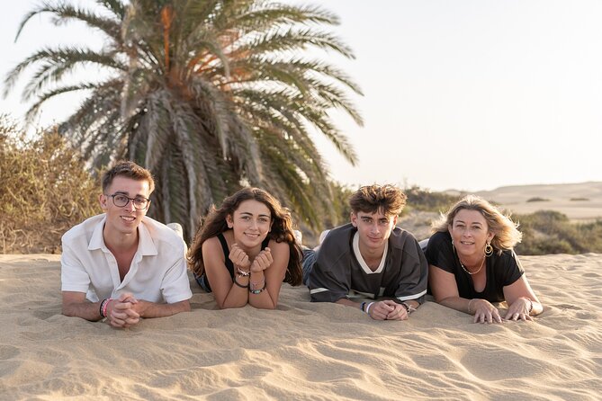 Vacation Photoshoot in Maspalomas - 100 HD photos - Is the $235.40 group price good value?