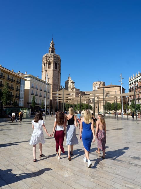 Valencia: Private photo shooting with pro photographer - How much direction will you receive?