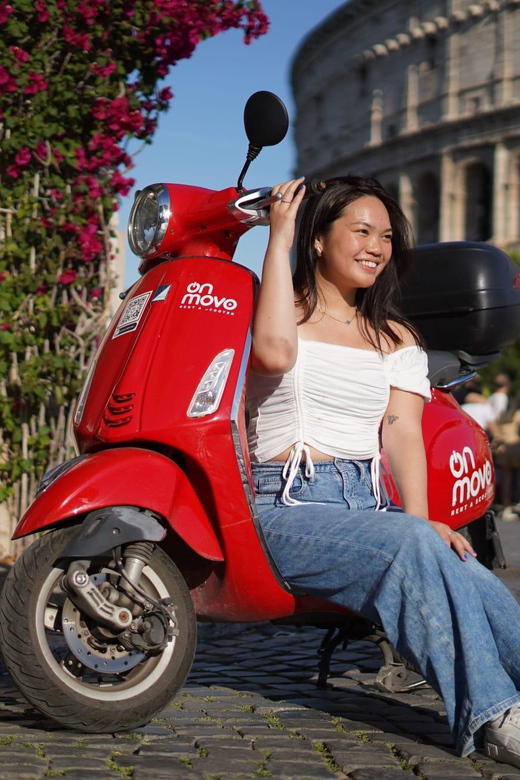 Vespa Rome Photography Tour by Local - Meeting Near the Colosseum