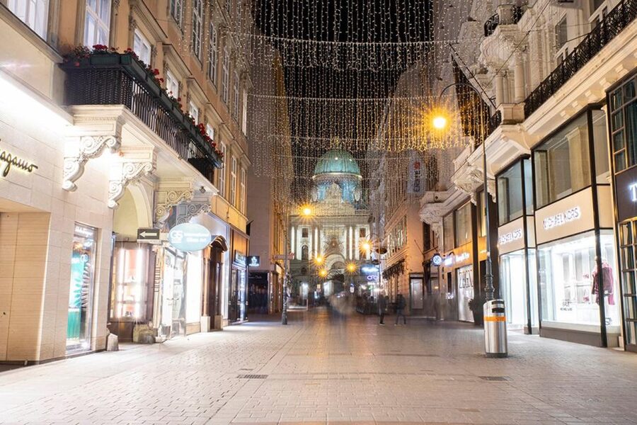VIENNA AT NIGHT: PRIVATE PHOTO TOUR - Pace, timing, and accessibility