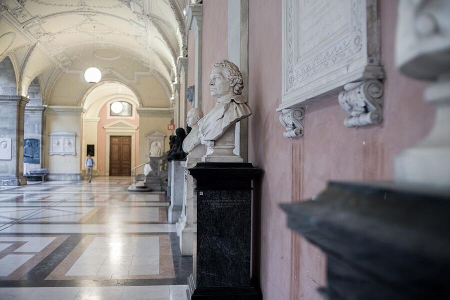 VIENNA AT NIGHT: PRIVATE PHOTO TOUR - Walking Vienna’s illuminated old town