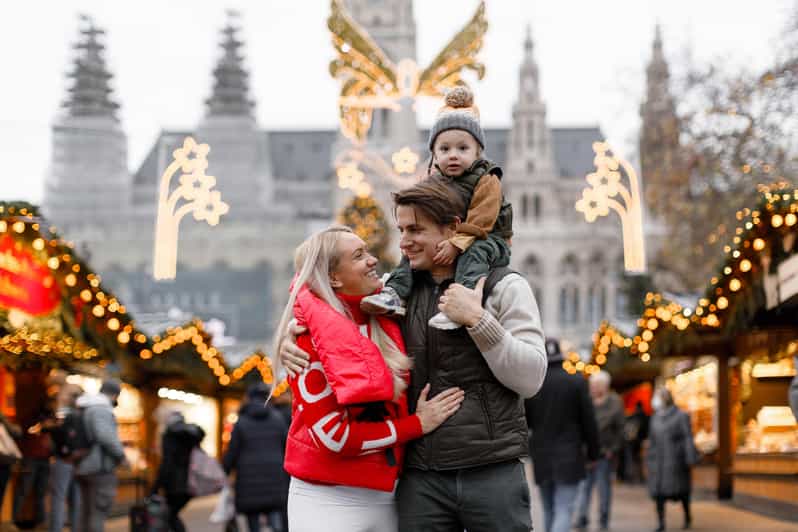 Vienna: Professional Photoshooting - Burggarten brings a softer backdrop