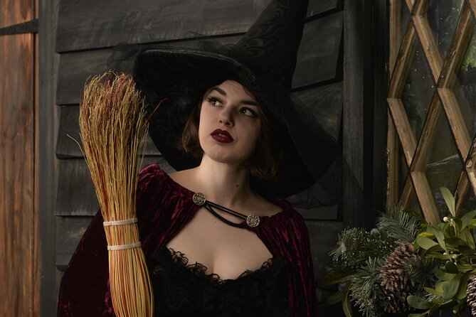 Witch Costume Photo Shoot - Olde Salem Village theatrical set - Is 45 minutes enough?