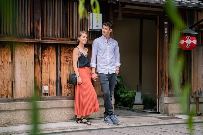 Your Private Vacation Photography Session In Kyoto - Maruyama Park in spring