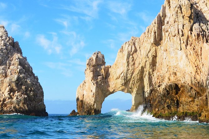 ZODIAC Whale Watch Tour | Cabo San Lucas | Biologist | FREE Pics - Hearing the whales with the hydrophone