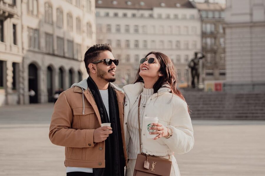 Zurich: Professional Photoshoot at the Best Spots - What you receive for $244